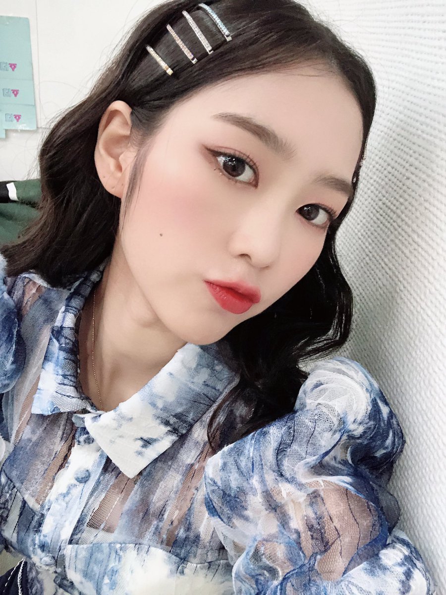 WM_OHMYGIRL's tweet photo. #오다주웠지호 #미라클 #더쇼1위 #고마워요
크리들 최고최고!! https://t.co/BKzuyL5xdt