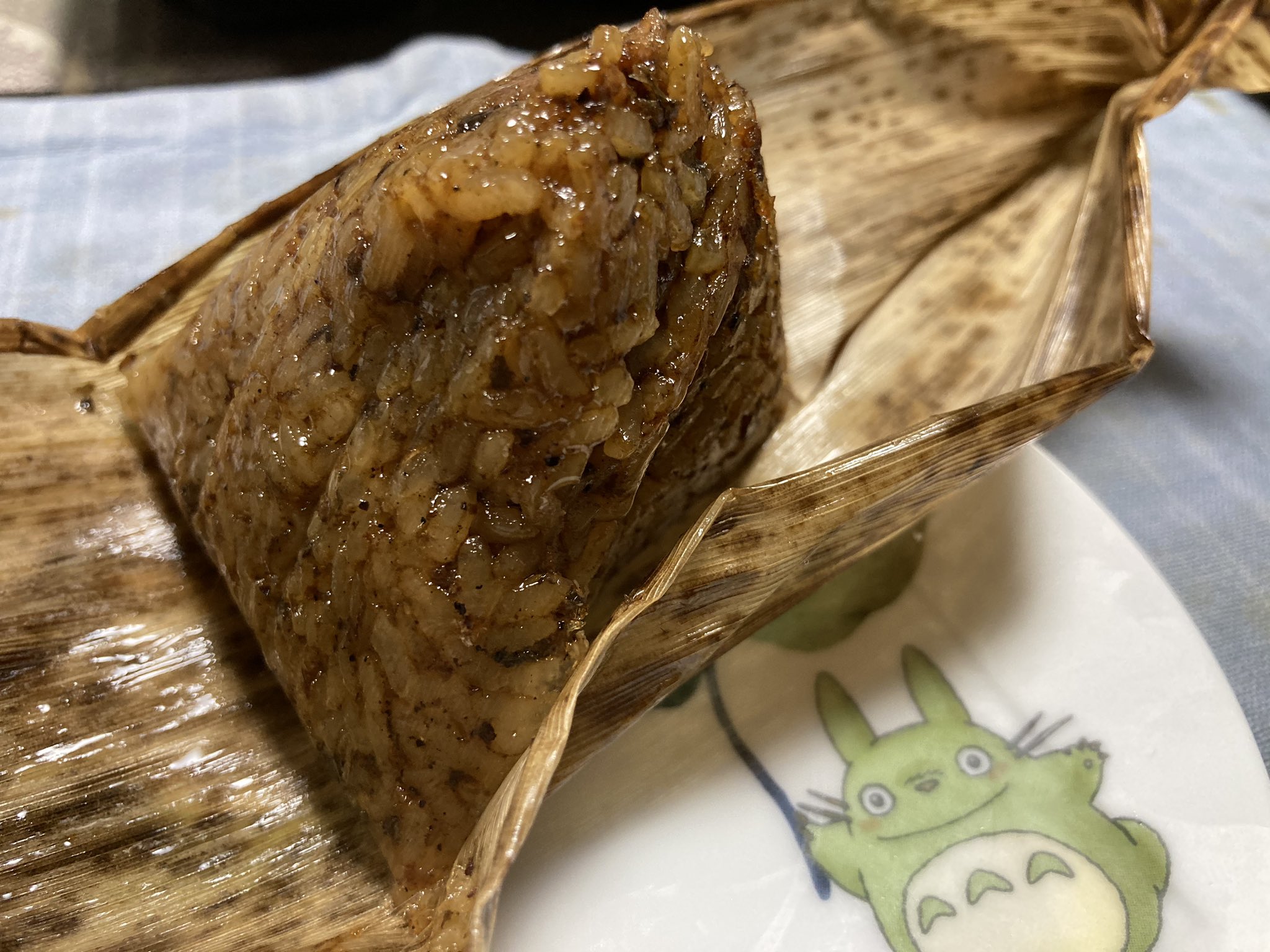 Akirin あつた蓬莱軒の新メニュー 鰻ちまきでございます Akirin あつた蓬莱軒の新メニュー 鰻ちまきでございます