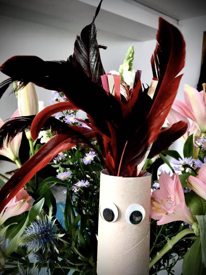 Nisedd's tweet photo. TGIF! QWar and Tina have a Fancy Dress night... QWar digs deep choosing a 1920’s flapper hat and Tina goes for a bit of nostalgia with a Coneheads bald cap look. Time to Partah! #QWarandTina #toiletrollsaga #wheremyfriendsat #isthisthereallifeorjustafantasy https://t.co/ruueFBG0hf
