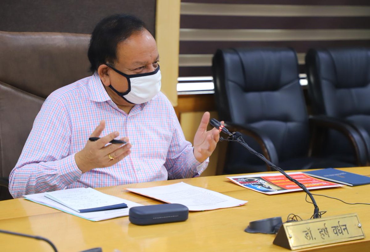 drharshvardhan's tweet photo. इस दौरान मैंने @MoHFW_INDIA में Trained Nurses Association of India (TNAI) द्वारा नर्सों पर निर्मित एक short film भी जारी करी। इस अवसर पर नर्सों का एक प्रतिनिधिमंडल भी उपस्थित था।

#NationalNursesDay #NursesDay2020  @PMOIndia https://t.co/gPlQmInu70