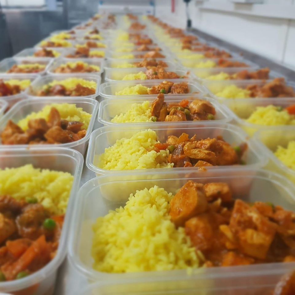 DGTboxes's tweet photo. Wow! 😍
Amazing to see how our #boxes have been put to work assisting front line #NHS staff in #Wales!

Fantastic job guys! @MorgansSwansea 👏

@NHSDigital #directglobaltradingboxes #mealstogo #communityspirit #NHSheroes #keyworkers #StayHomeSavelives #StayHome #StayAlert https://t.co/ZBOFBIZU5a