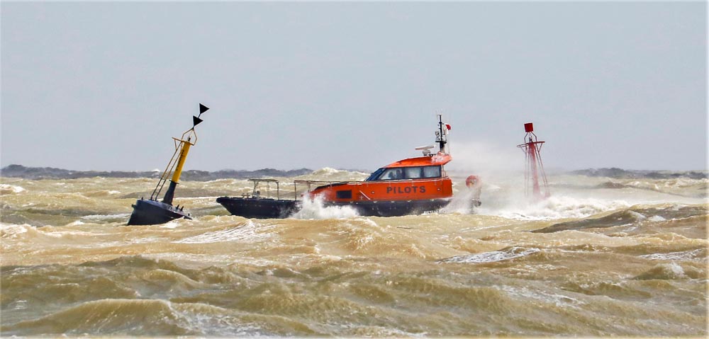 An Estuary Services Limited pilot cutter ventured out on 11 May 2020 to check the suitability of the sea state for pilot boarding and landing operations. They judged it best to wait for the 40+knot north-easterly winds to subside before resuming operations. Photos: Mark Stanford