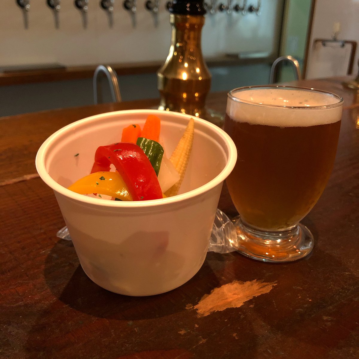BBfishmarkettap's tweet photo. 新しいバッチのピクルスが出来ました🥒
#沼津ラガー か #ウィートキングウィット に合いますよ!
本日もテイクアウトのみ21時まで営業しています!
New batch of pickles are ready for takeout!
We’ll be open till 9pm for takeout ONLY!
#numazulager and #wheatkingwit goes perfect👍 https://t.co/5a4u0L287I