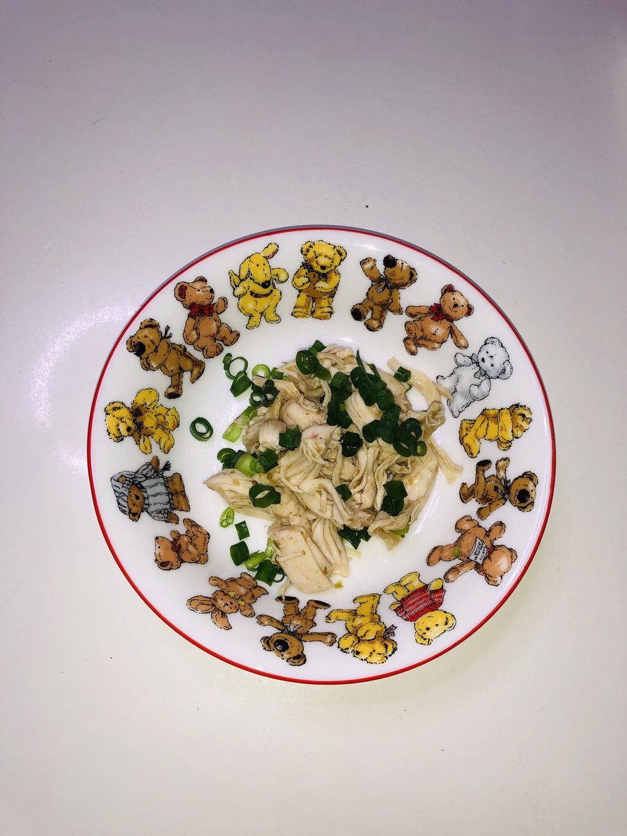 KM67893999's tweet photo. RYOSUKEシェフのレシピで またまた 作って見ました🌸
鳥のささみの柚子胡椒和え😻
和えてから 30分 冷蔵庫で 冷やして じっと我慢で待ってました🤗
味か馴染んで 柚子胡椒の良い香りと ピリッと感が 美味しかったです🌸

#RYOSUKESUNSET
@ryosuke_sunset
#春を待つ人
#sentimentaljourneys https://t.co/r2O36dEdPV