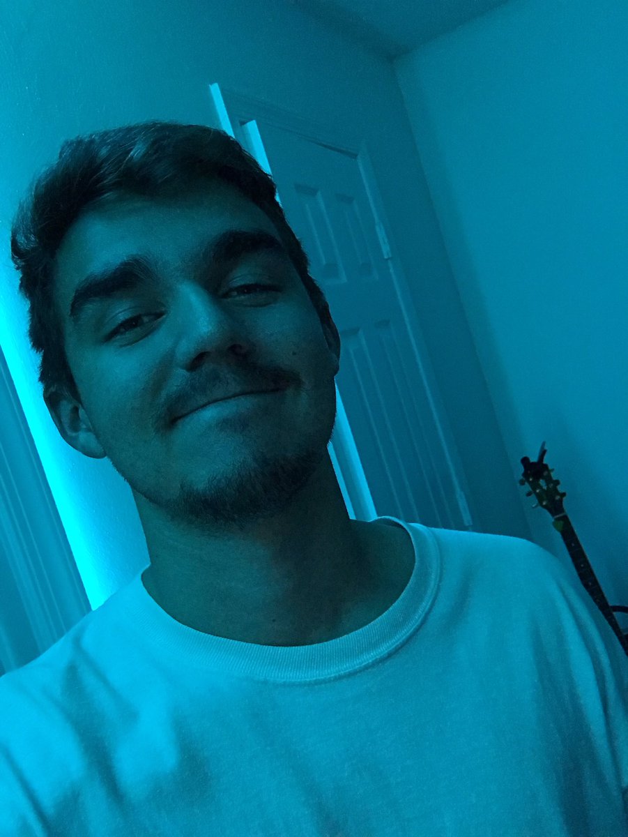 BRXTN10's tweet photo. Sorry I’ve been quiet lately, been finishing up the semester and finishing up stuff for you guys! Have an announcement coming soon 👀🤫😏 hope y’all aren’t going crazy in quarantine. https://t.co/b35A47N7ug