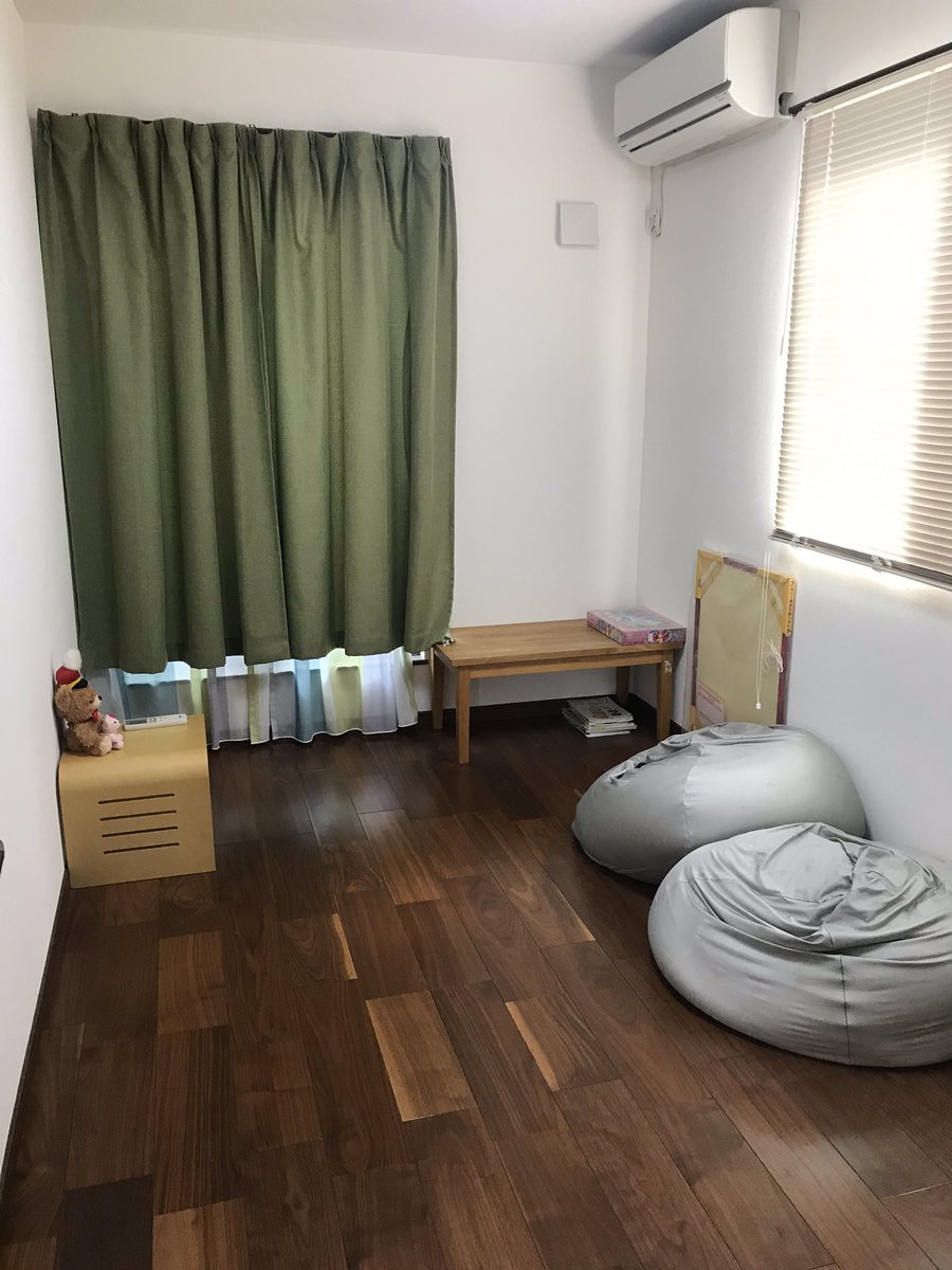 ぴーたん ザ ドリフターズ 今はリビングにあったおもちゃなど たくさん運び込んでまた賑やかな部屋になってますが W ディズニー 用のフレーム パズルと一緒に買いました ディズニーパズル ちょっとサイズが違うのかもしれません
