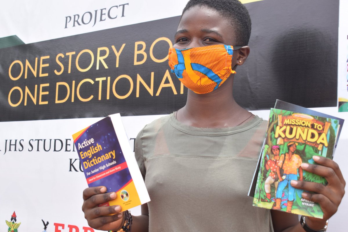 Otumfuofdn's tweet photo. South Suntreso community benefits from "Project One Story Book One Dictionary."
Promoting reading and learning whilst at home as schools remain closed.
#OneStoryBook
#OneDictionary
#SupportBasicEducation https://t.co/n19adnHrQh