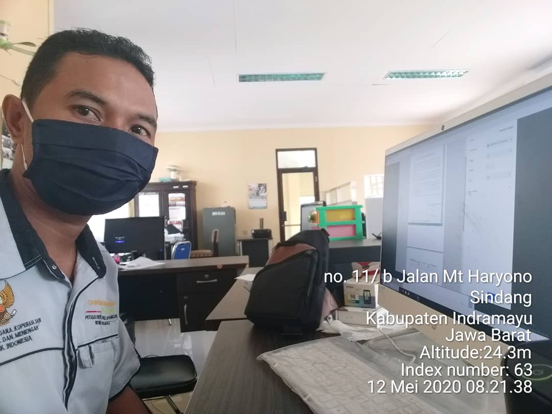 darsimse's tweet photo. Kegiatan Piket Hari ini,,,,
Tetap Semangat dalam situasi PSBB
#cooperativeactivator
#penyuluhkoperasi
#ppklkemenkopumkri
#ppkljawabarat
#ppklindramayu
#indramayupsbb https://t.co/nqYfkgE2mq