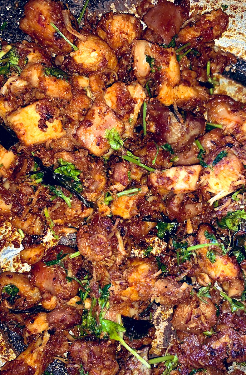 cherrysree's tweet photo. Today’s #Lunch #Chicken😋😋😋😋😋😋😋
#Pachipulusu credit goes to me 😜
Now a days visiting kitchen very often 💁♀️ https://t.co/wNxqgkAJra