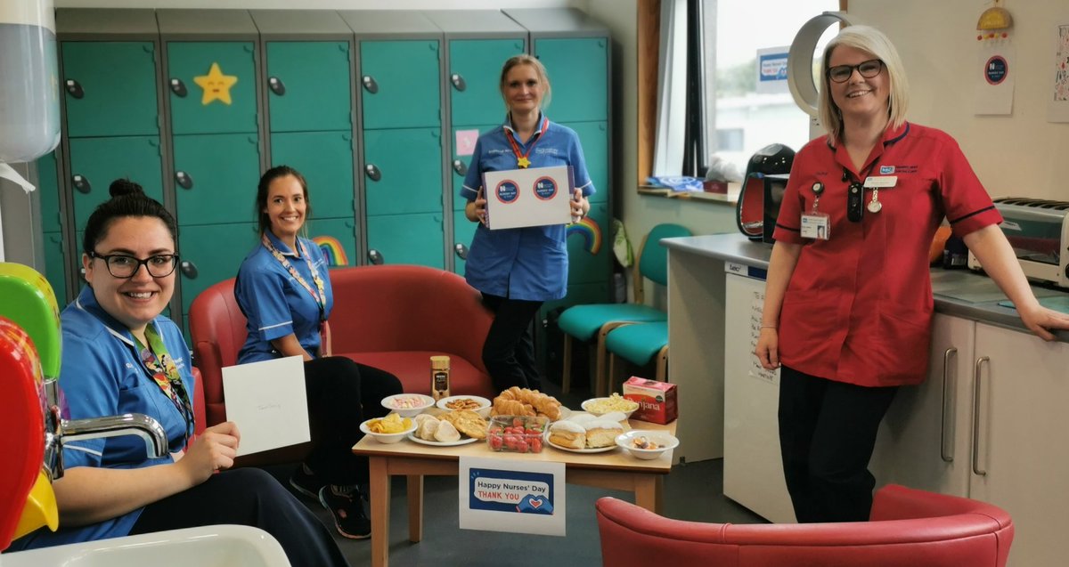 ServiceEmma's tweet photo. Happy International Nurse's Day 2020 to team Craig. You are all amazing everyday! @TeresaMungur @SetNursing https://t.co/0Y9suZmr9u