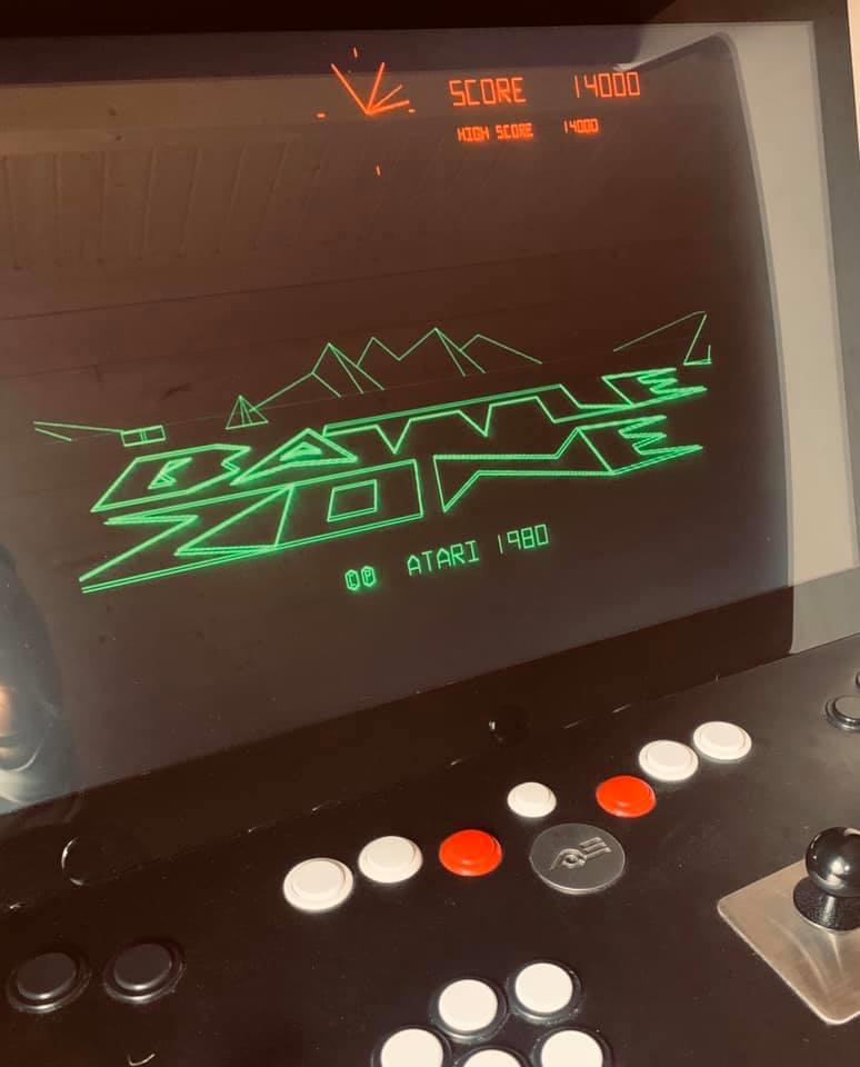 Our #ArcadeCabinet controls can be configured exactly how you like them for each game. Twin sticks, button mapping or even add a USB controller.

#RetroGaming #ArcadeEurope