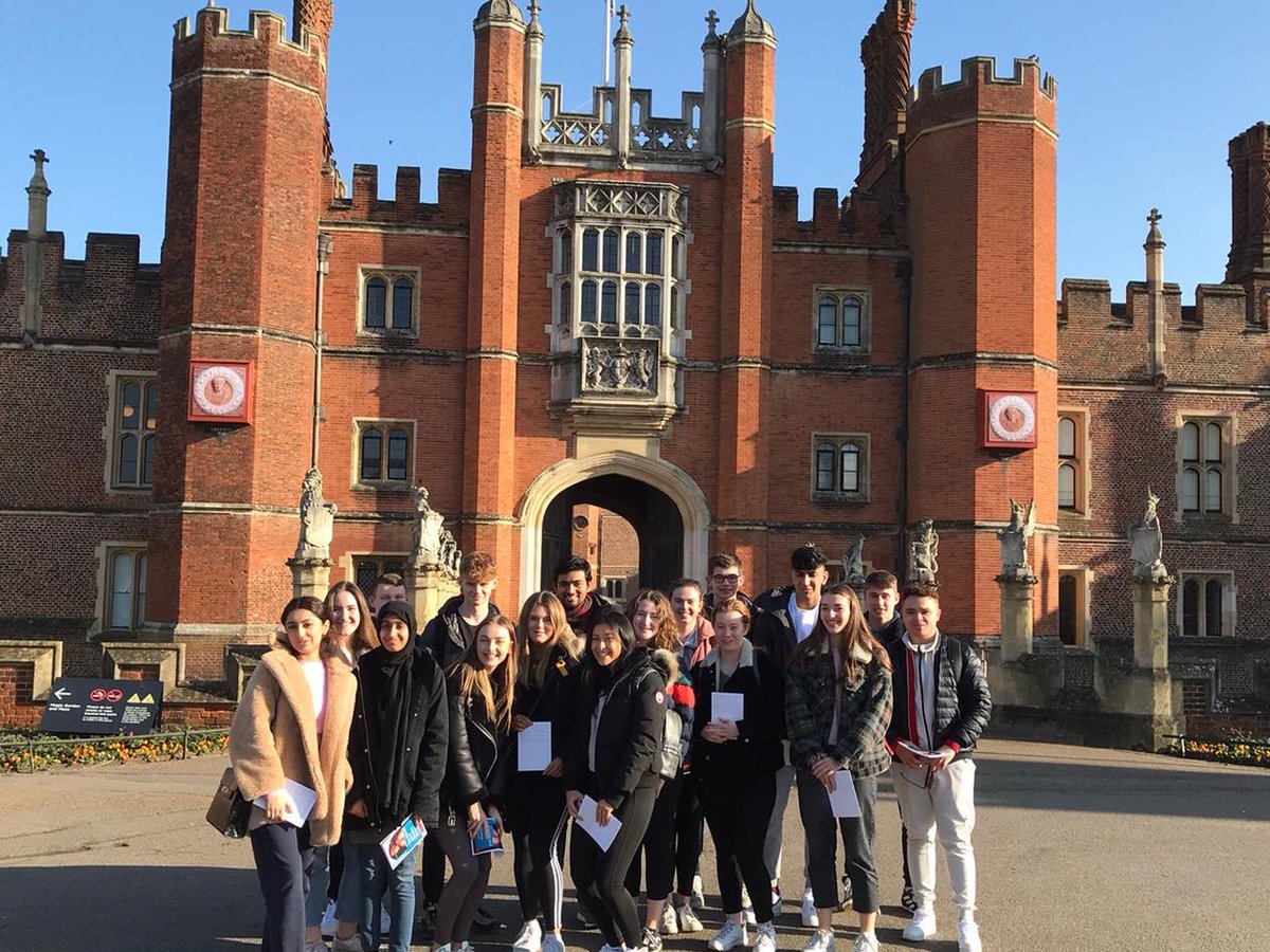 BGSHist's tweet photo. Final lessons with @BradfordGrammar A Level Historians today. It hasn’t ended as we hoped it would, but it has been an absolute pleasure! Wishing you all the best for the future #timeforthenextchapter #keepenjoyinghistory https://t.co/mwUtGLWZE8