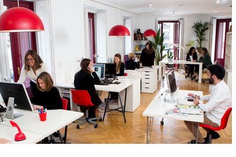 Observatorio de las agencias de comunicación durante el coronavirus topcomunicacion.com/observatorio-d… @Eprensa_es <a href="/agencia_comma/">Agencia comma</a> <a href="/LlorenteyCuenca/">Llorente y Cuenca (LLYC)</a> <a href="/trescom_agencia/">Trescom</a> <a href="/AsesoresRRPP/">Asesores</a> <a href="/HK_Spain/">Hill & Knowlton Spain</a> @ACH_sec <a href="/LeanFactorSP/">LeanFactor Global Communication SL</a> <a href="/planner_media/">media_planner</a> @PR_Garage <a href="/Medialunacom/">Medialuna</a> <a href="/bacanacomm/">Bacana Communications</a> <a href="/BERBEScom/">BERBĒS</a> <a href="/gablons/">Gablons</a>