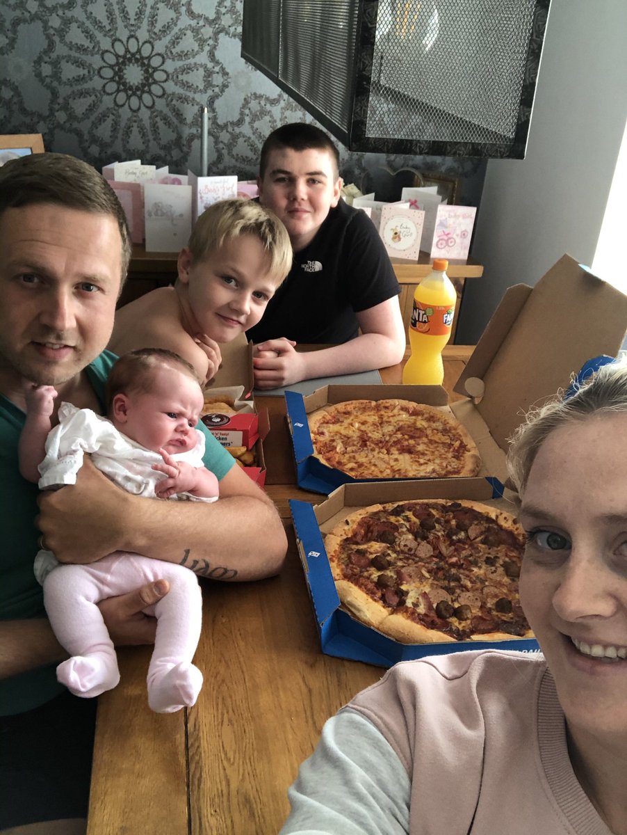 in_vics's tweet photo. 🔴⚫ CLUB SELFIE COMPETITION ⚫🔴
⚫Thank you to all our players that entered the selfie competition.
🔴All entries were great and even them sharing their winning photos with us.
⚫Thanks again and we look forward to the next one.
#vicsinthecommunity
#selfiecomp
#winners https://t.co/LN3BFlxXMK