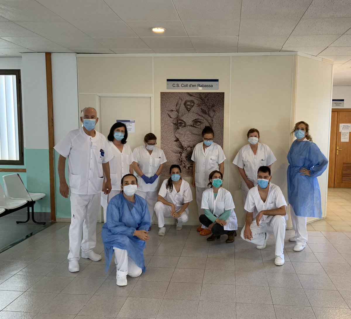 Desde <a href="/CSCollR/">CS Coll y UBS Molinar</a> queremos felicitar a todas nuestras compañeras por la gran labor que hacen. Hoy es nuestro día, en el año #NursingNow 👩🏻‍⚕️ Especial recuerdo para todas las que quedaron por el camino 🙌🏻 <a href="/NursingnowIB/">NursingnowBalears</a> #NursesDay2020