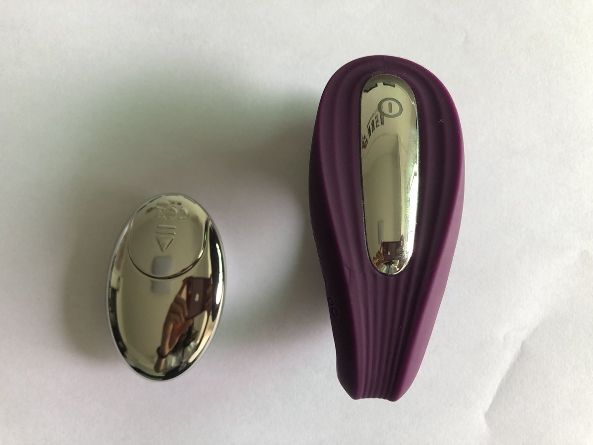 PeggyNi1's tweet image. Special offer this month,C shape toy with 7 knocking functions and 7 vibrating functions, wireless remote controller. Order 50pcs you can get free stuff this month. 🥳🥳🥳#chisa #Cshape Femaletoy