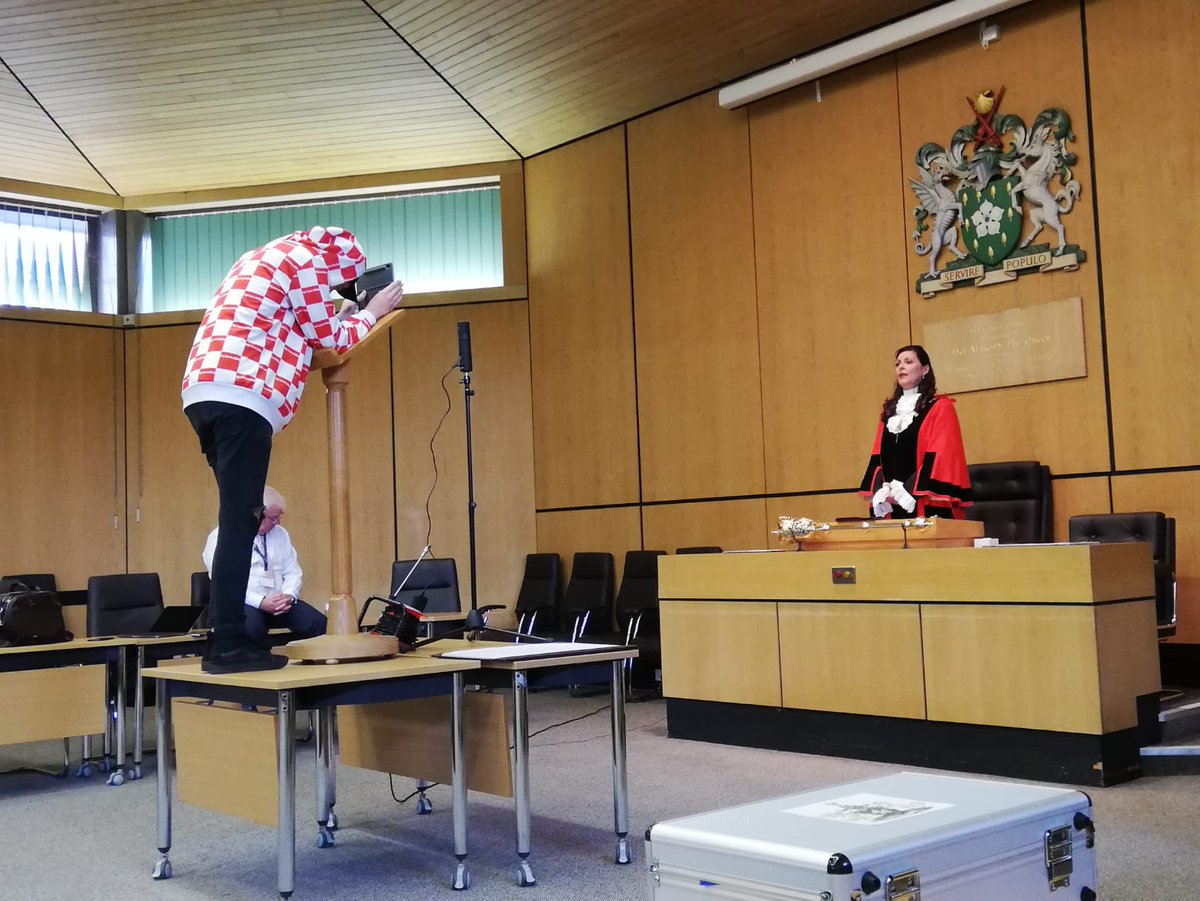 jhannahgray's tweet photo. Link for my Mayor Making Live tomorrow night.  Sneaky peaky of what's to come with my pre-recorded speech.  I'd love you to join me when I become Mayor of Bromley You can watch live tomorrow night at https://t.co/oa2XjG3Haz
Please send this on and watch live. https://t.co/3vOHOoqFdd