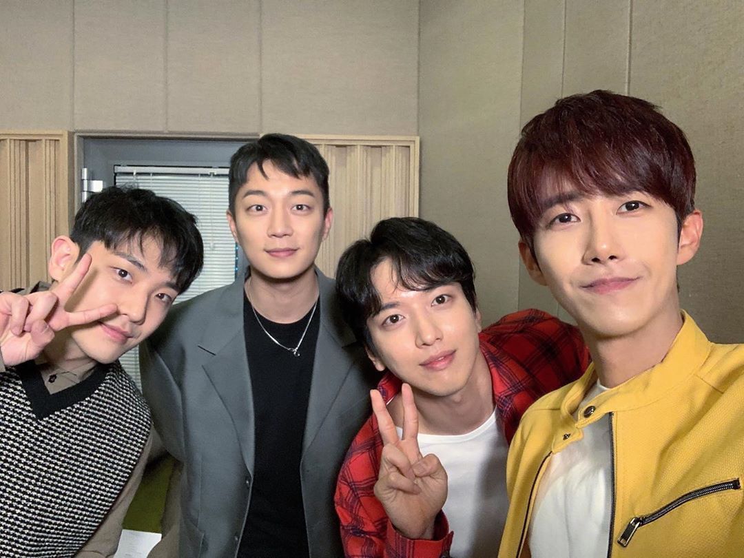 Jung Yong Hwa IG update with Lee Joon, Doo Joon and Kwanghee #JungYongHwa # LeeJoon #이준 #DooJoon #Kwanghee #MBLAQ #HIGHLIGHT #CNBlue #ZEA  https://t.co/Xw7U3mEzzu, image size:1080x810
