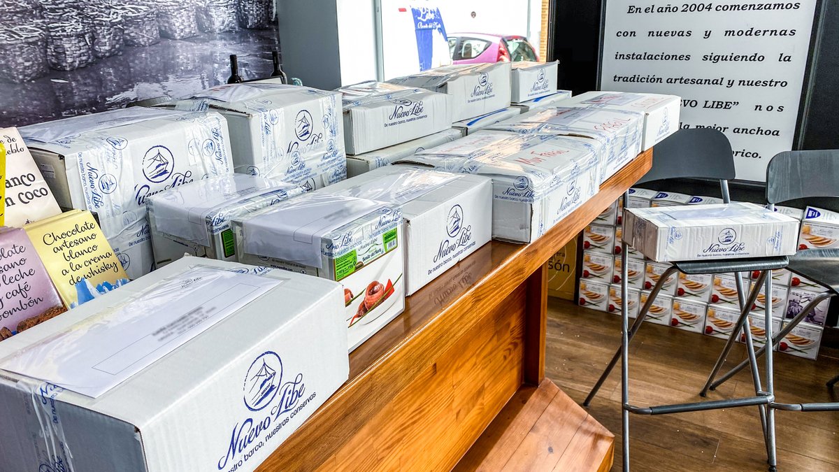 De nuestro barco 🛳, a vuestras casas 🏡
Estos pedidos 📦 ya están camino de Puerto Real, Vitoria, Valencia... Nuestras conservas llegan a toda la Península. Gracias 🙏 por confiar en #NuevoLibe
Tienda online 💯 activa.
🛒 Haz tu pedido: nuevolibe.com/tienda/
#Santoña #Anchoas