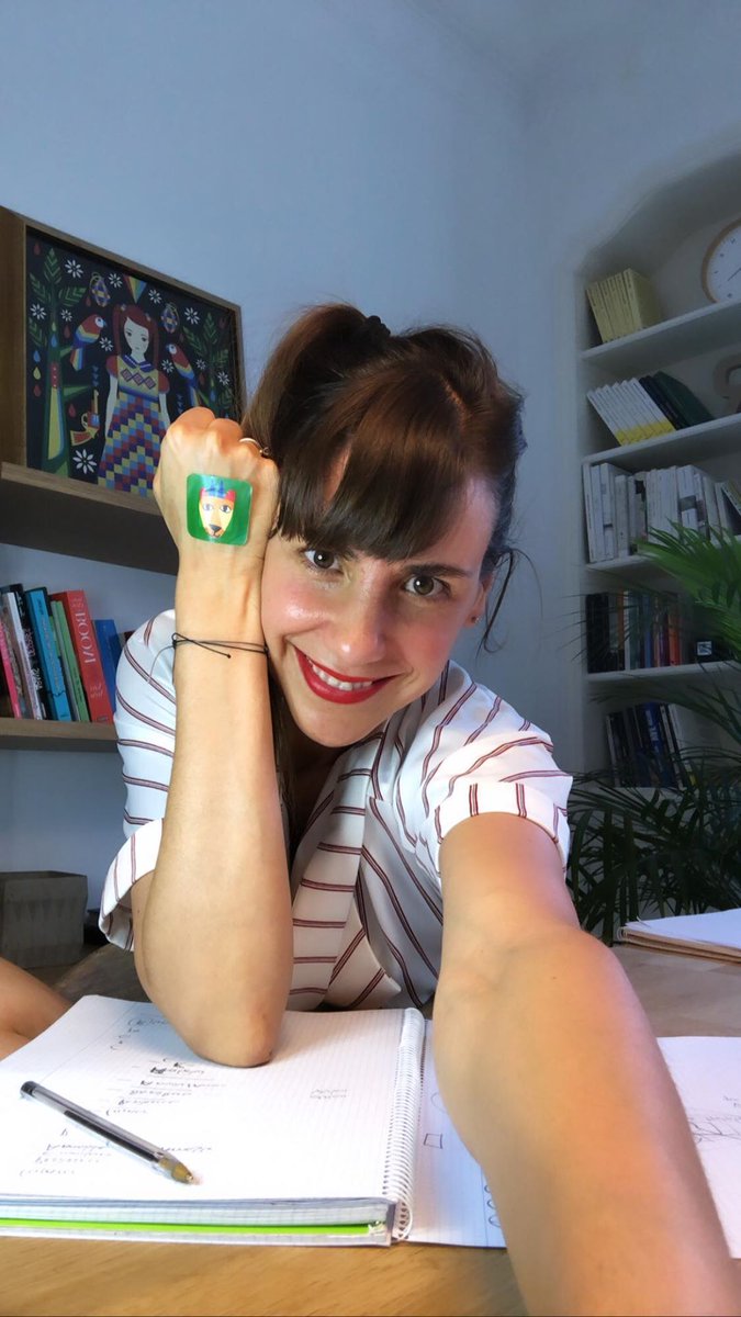 thecreative_net's tweet photo. CREAR es Copiar (C), es Resiliencia (R), es Ecosistema (E), es amor (A) y también es rutina (R). Las charlas con artistas de#CreaTV sintetizadas por @BibianaBallbe en este concepto. Construir una carrera con talento es posible. #fasttalks
https://t.co/nT4acb1mW5 https://t.co/hJKNlI009E