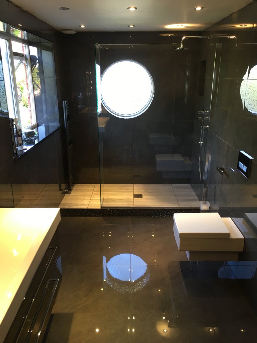 Warmup_Plc's tweet photo. Stunning finish on this bathroom project by MDB Plumbing @MDBplumber
Fitted with Warmup Underfloor Heating. π
#bathroominstall #install #tiles #underfloorheating #bathroominspiration #bathroominspo #heating https://t.co/3genhjSBUM