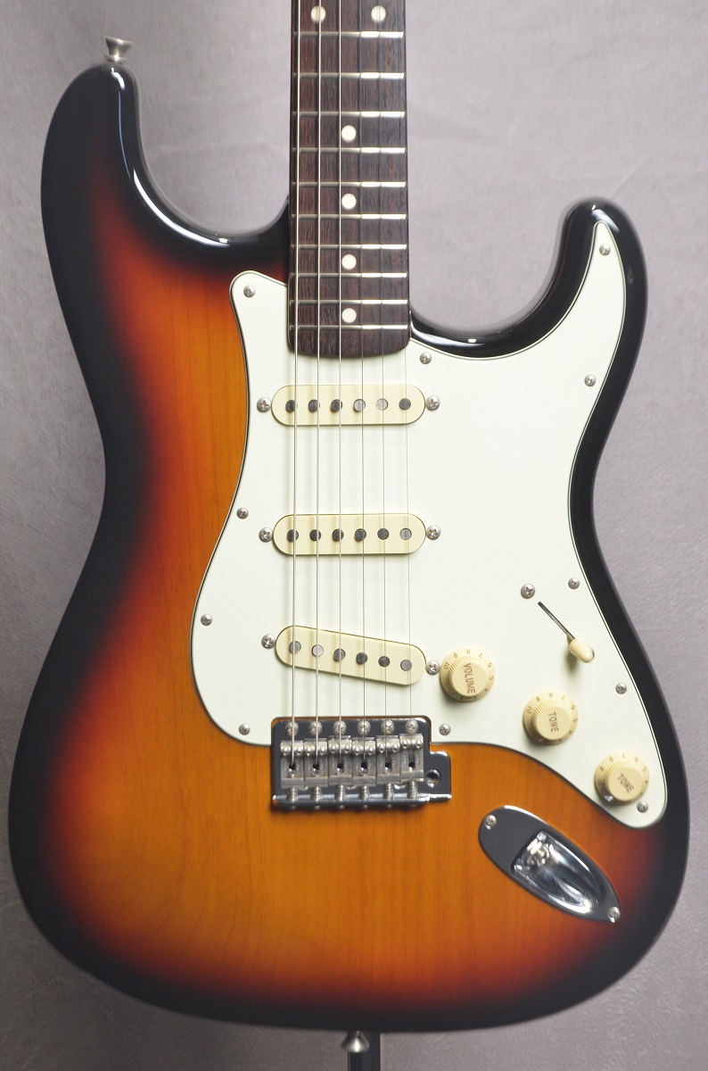 ishibashimusic's tweet photo. 【中古】#FenderJapan / #ST62-TX 3TS
テキサススペシャル・ピックアップを搭載した上位モデル。
すり傷などの若干の使用感程度で目立つダメージは有りません。
#イシバシ楽器横浜店
^横浜店
https://t.co/Muvf4yUNAQ https://t.co/Y23jONR6A0