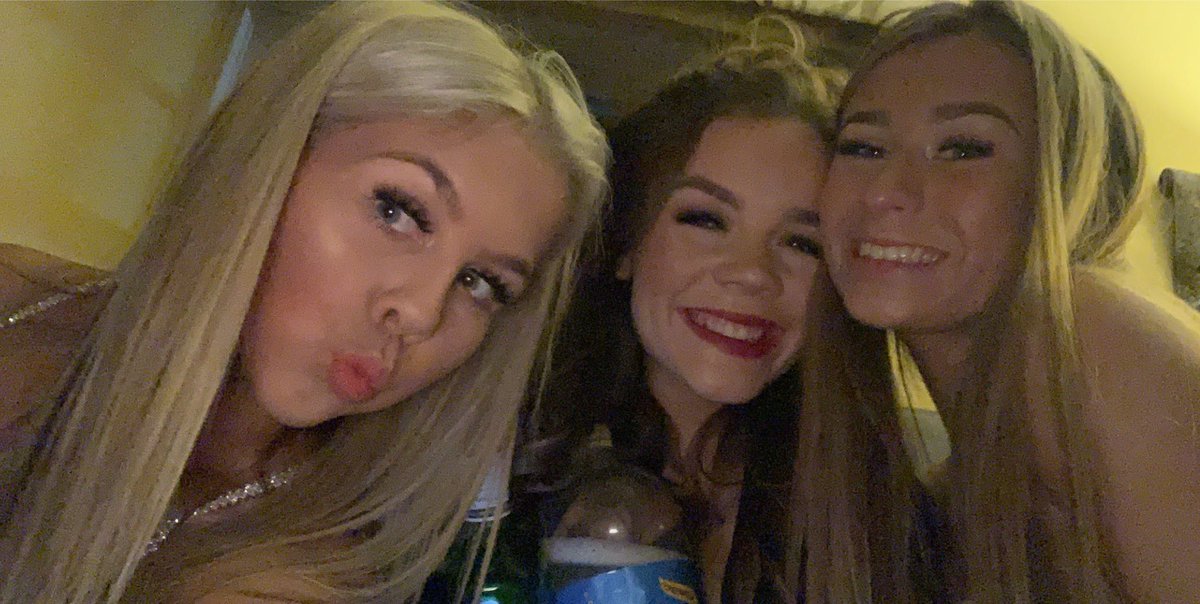 happy birthday pretty!! hope you have the best day celebrating after all of this💛lots of love x <a href="/laurapaisley_/">LP</a>
