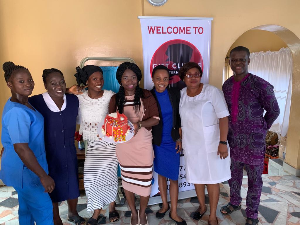 drvickie_feyi's tweet photo. Happy birthday to me, it was fun all day yesterday and I'm grateful for the people and love around me 🤗😊🤗😊 https://t.co/6QEcmlnpkX