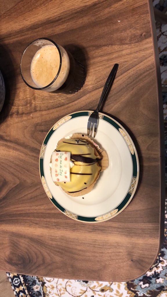 bertsmit038's tweet image. Op de #dagvandezorg en tijdens #Corona wordt het extra gewaardeerd als je de informatiekanaal op het tv net met videofragmenten ‘uit de oude doos’  en kerkdienstuitzendingen actief maakt in een verzorgingshuis