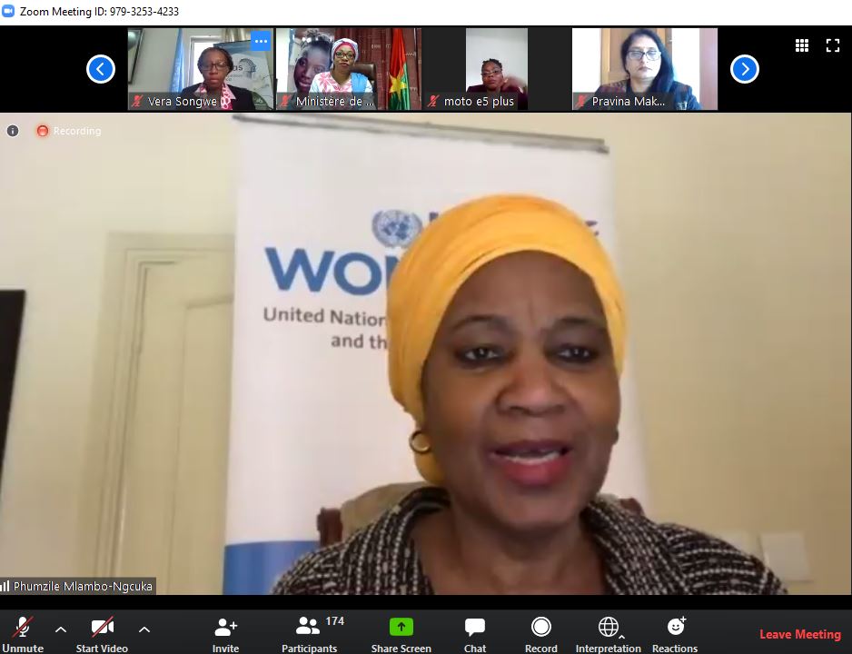 unwomenafrica's tweet photo. #HappeningNow
@UN_Women and @_AfricanUnion in partnership with the @ECA_OFFICIAL is hosting the  inaugural meeting of African  Ministers for Gender and Women's  Affairs under the theme: "#COVID19 response and recovery - a gendered  framework". https://t.co/U12b537N5J