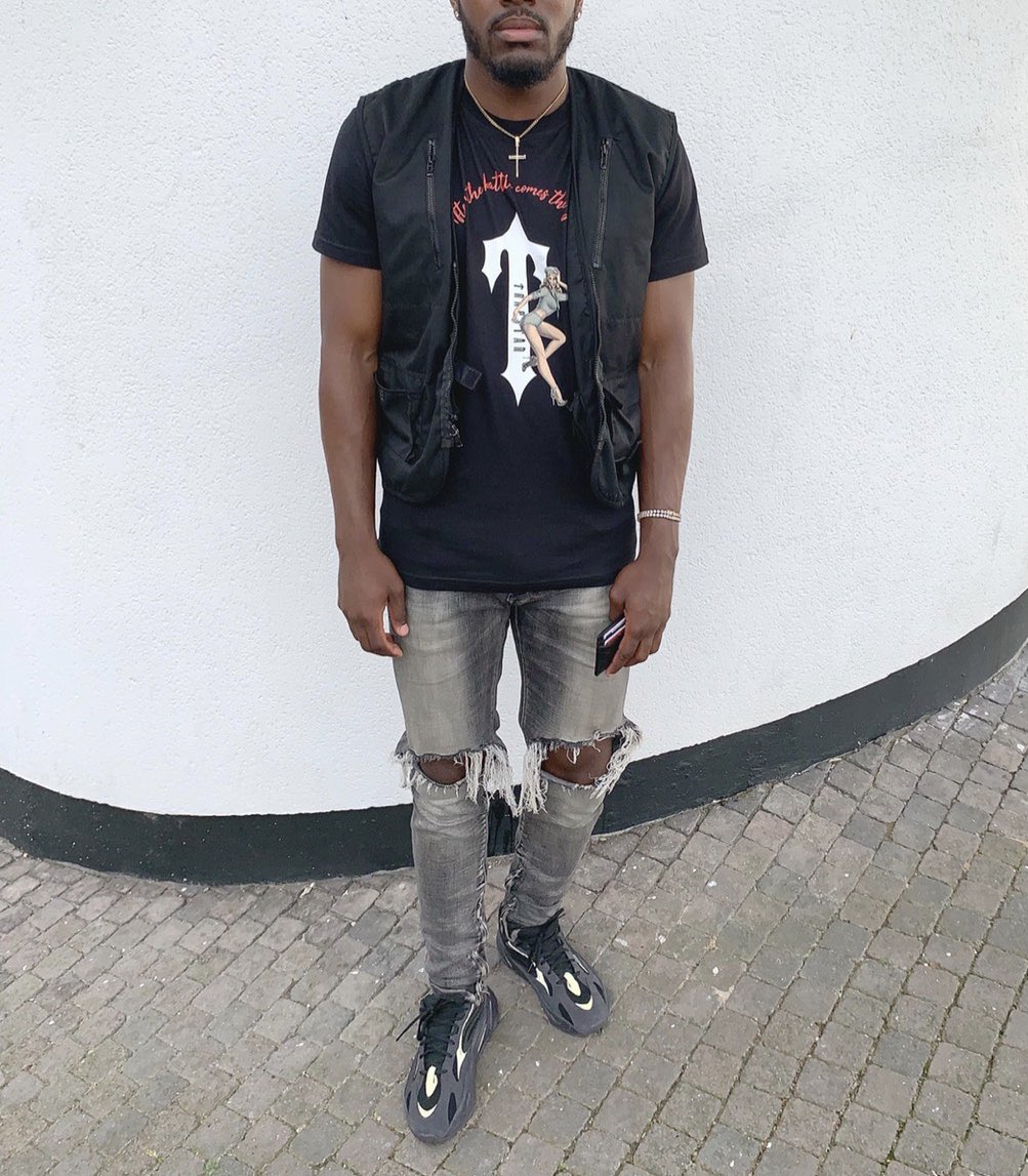 FemiCEO's tweet photo. Outfits | CEOFashion https://t.co/yWWzozbd4r