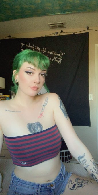 shut the fuck up kyle, i will literally fuck your girlfriend https://t.co/NS1TgfCxwK