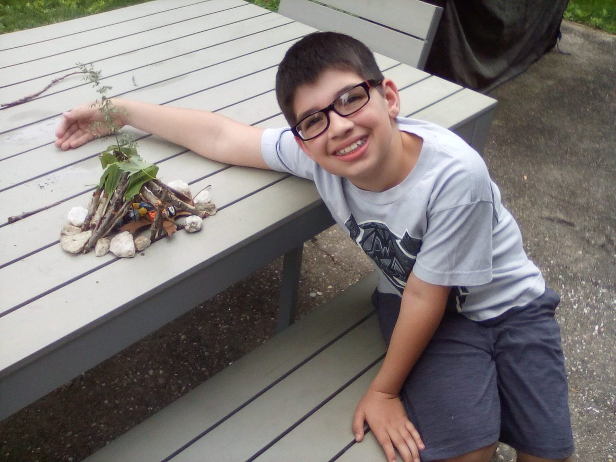 BethAschbacher's tweet photo. Forest Elementary 3rd grader completes his week 10 Art Challenge after learning about the nature art of Andy Goldsworthy! @Forest_WCSD @WCSD_Arts @ https://t.co/PjaFnAlsq7