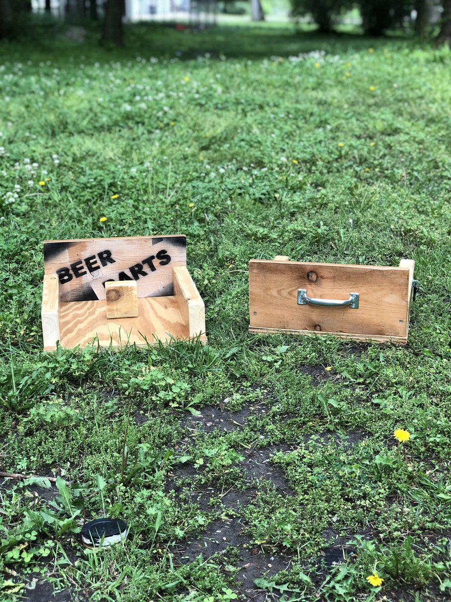 Uno_Dos_Treyse's tweet photo. A little Memorial Day project, some beer dart boards! Dm me for a quote if you’d like some, can customize different words and colors to order! #beerdarts #drinkinggames #memorialday #usa https://t.co/tQR9exdDGD