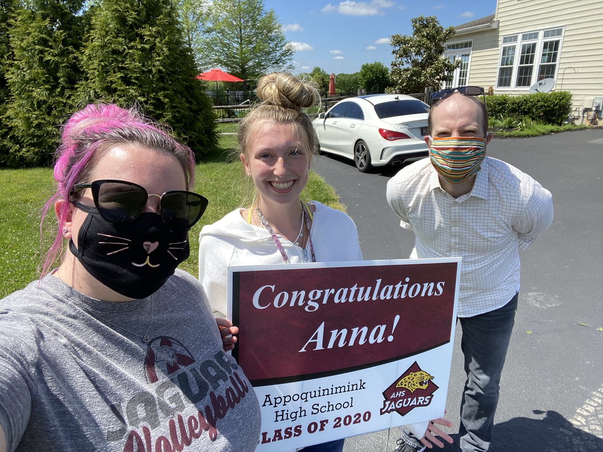 MrsFogiel's tweet photo. @RealMrHammerAHS and I were able to visit my favorite girls! We have taught these girls for the past 2 years and I can’t wait to see what they accomplish after high school 💕 @AKAMORE_ #ASDSeniorStrong2020 #ASDSalutesOurSeniors @AppoHigh https://t.co/PN810PIoyj