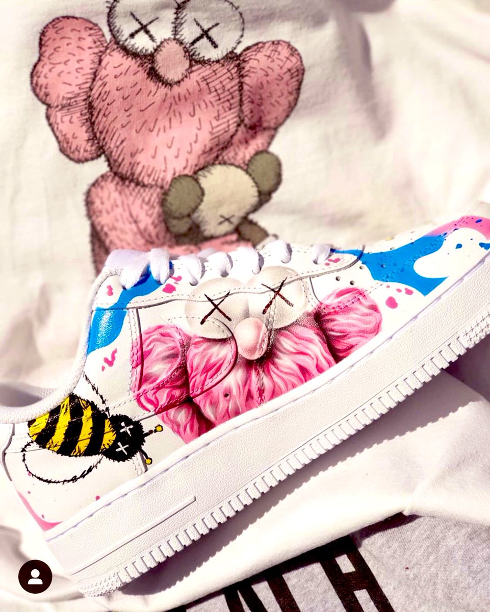af_custom's tweet photo. ❌❌ KAWS CUSTOM x AF1 ❌❌ 💣💣💣
#art #artist #bastia #corsica #sneakers #shoes #customshoes #custom #draw #drawing #angelusdirect #ajaccio #newyork #london #paris #tokyo #japan #kaws #kawsdior #nike #sneakesraddict #jordan #amazing #likeforlike #goodlife @AngelusDirect https://t.co/EQr56FWhJh
