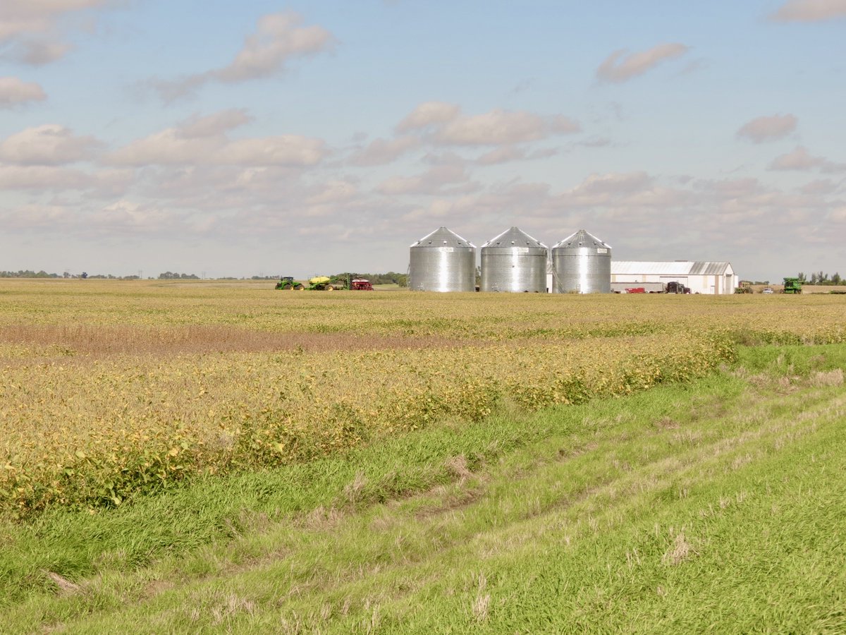 slicewifi's tweet photo. We recently had a great call with our partner @ruckusnetworks on the opportunities specific to CBRS and the Agriculture sector. New "ground" to cover for sure. https://t.co/uIWJ5YQ5E2