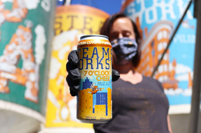Vancouverscape's tweet photo. Steamworks 7 O’Clock Cheer Pale Ale launches in support of VGH &amp; UBC Hospital Foundation: https://t.co/HenYudDXU8 #7pmCheer #7oClockCheer #craftbeer 🍻 https://t.co/4Nk4AXC55U