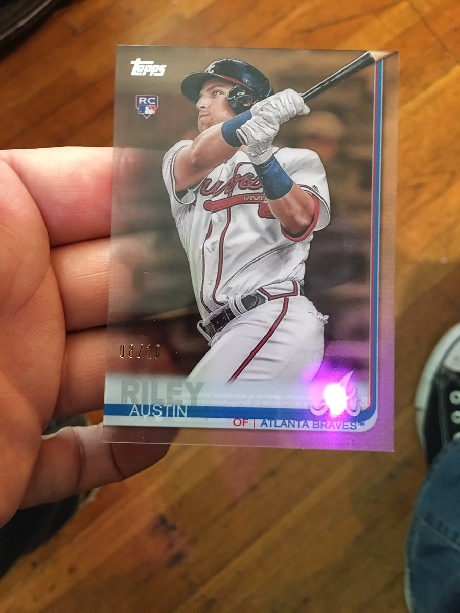 adamxiii's tweet photo. @PhilsPulls @PJHughes45 got this 2019 Topps update clear to 10 and can’t find any other for price comparison...any idea? https://t.co/wa6T1kjZ3c
