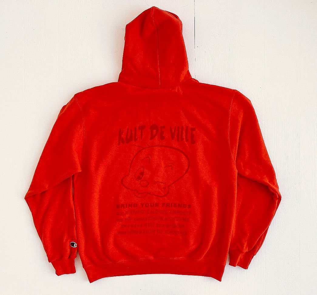 uptown_br's tweet photo. [Ig update] uptownboyband_: 'KULT DE VILLE' moletom com capuz. A pré encomenda  cai amanhã. Comente ❤ se você quer um. https://t.co/ssiI0JQOfN