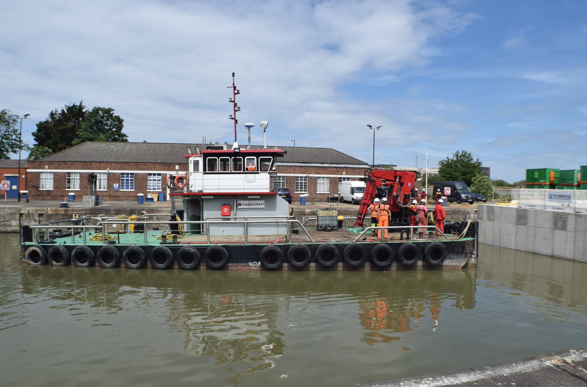 AJBC_1's tweet photo. .@Thamescraft DALBY VENTURE working the @kilnbridge #floatingconcrete blocks in the #KGVLock today #dlr_blog https://t.co/MFiNLz29oJ