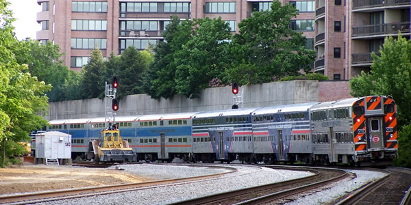 Did you get the latest TPB News? This issue features our MARC-VRE run-through market assessment! mwcog.org/newsroom/2020/…