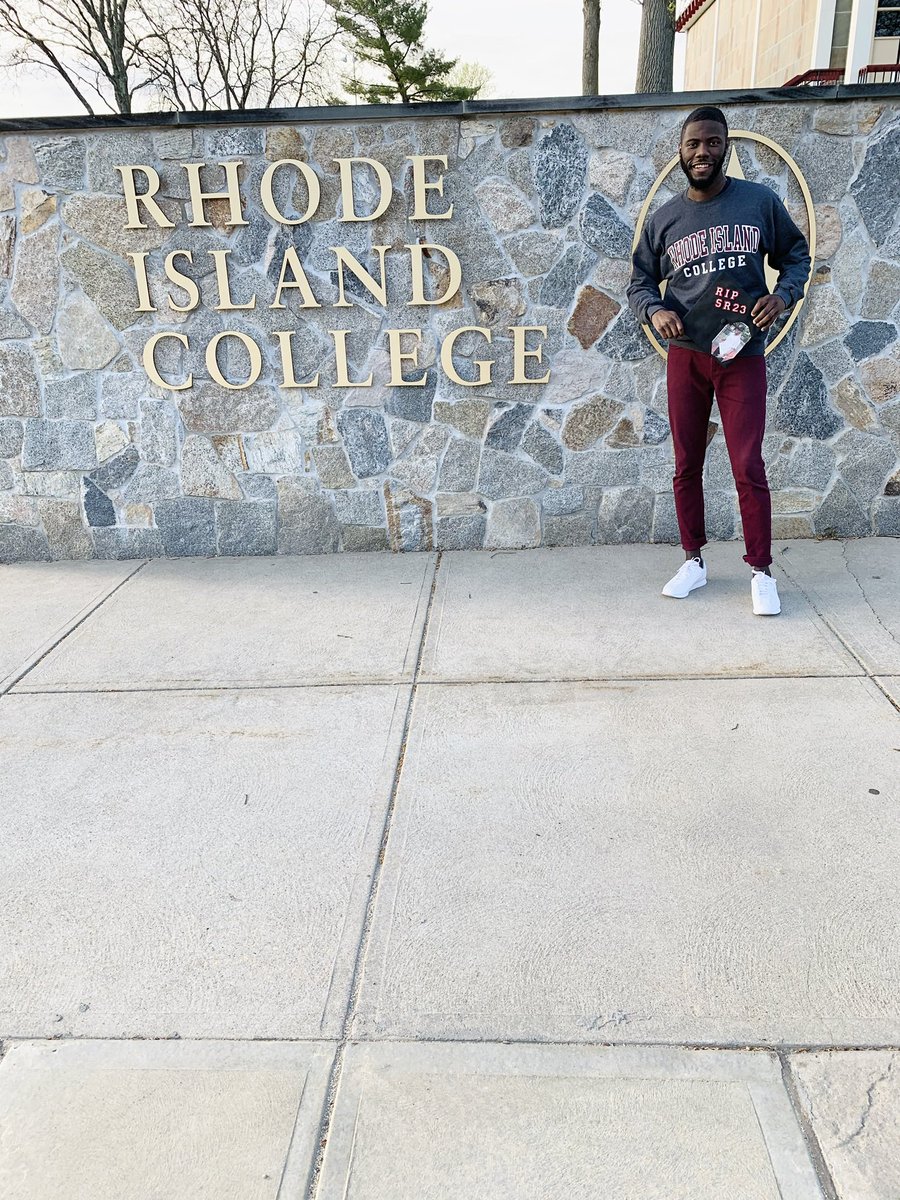 GameTimeBOOGIE's tweet photo. I’m late posting but whatever🤷🏾‍♂️ 

Boogie Lawrence, M.A 🎓✌🏾 https://t.co/a4woEL0f04
