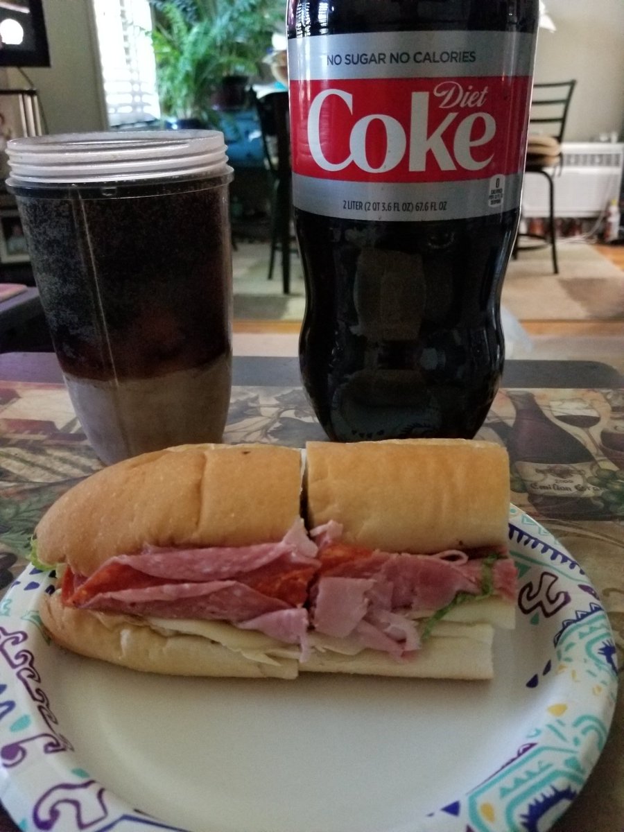 JohnLukeNYC's tweet photo. #DinnerTime From The #ItalianDeli #ItalianHero #Chips & @DietCoke #Yummy https://t.co/T7PAQAfTDf
