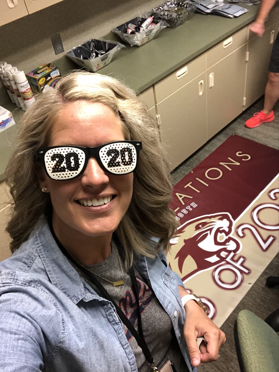 McDermott_KTMS's tweet photo. LSHS Class of 2020! We are gettin’ ready to celebrate you &amp; send you off in Cougar style! Check the mail this week! See you June 1. Spread the word! #LSHSSeniorSendOff2020 ⁦@Murphy_LSHS⁩ ⁦@ActivitiesLSHS⁩ ⁦⁦@sommersnstuff⁩ ⁦⁦⁦⁦@CoachBenBurk⁩ https://t.co/P6QQU3dUHr