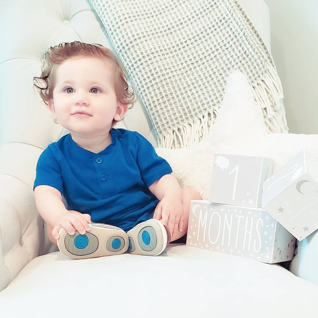 MrsDAriano's tweet photo. 1 1  M O N T H S  O L D...crying every day for the next month.  Where does the time go?! 😭💙 #LiamMatteo https://t.co/5u6wNaXCjc