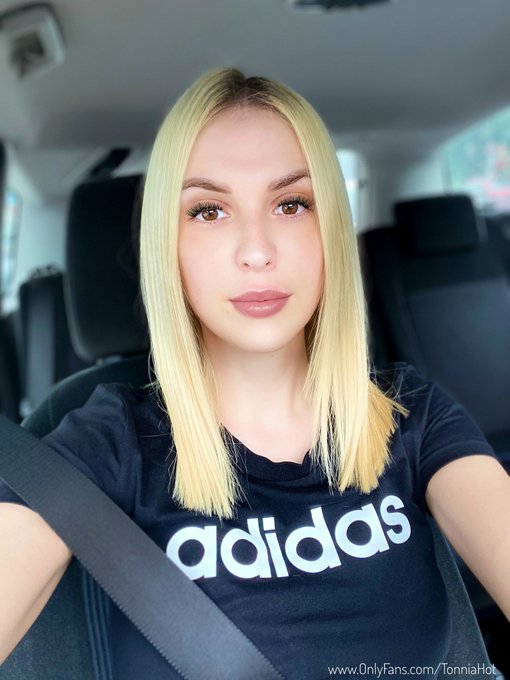 TW Pornstars Tonnia Taylor. Pictures and videos from Twitter. Page 17