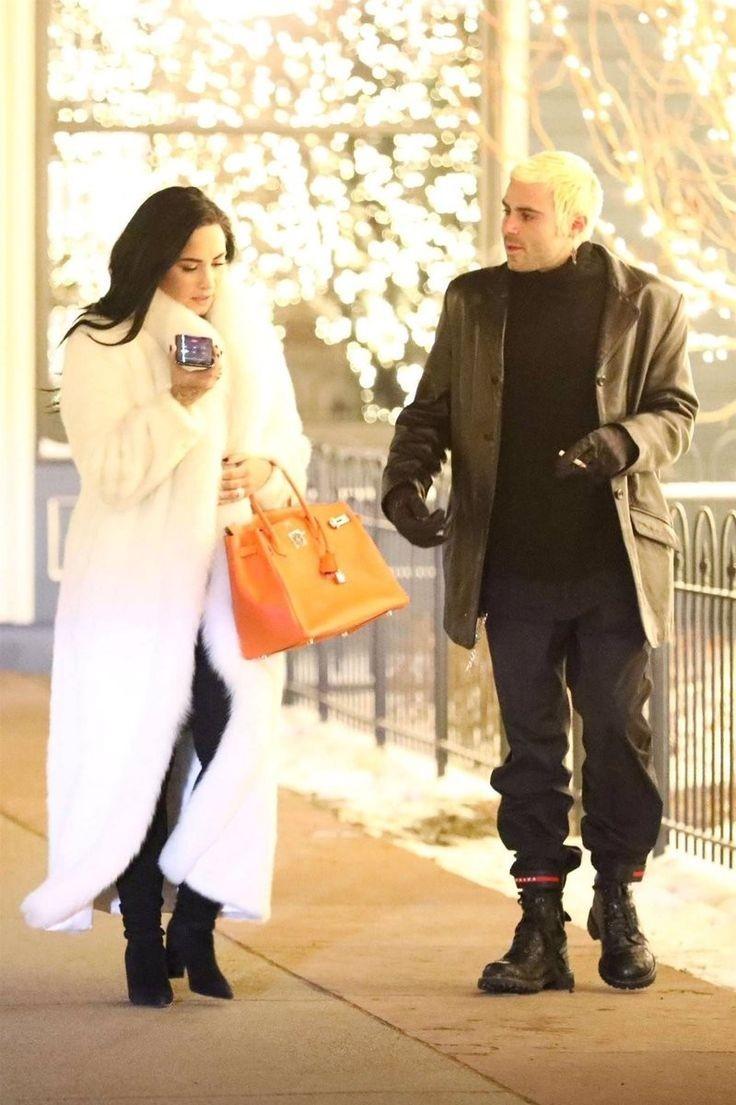 demi lovato on the street; a thread