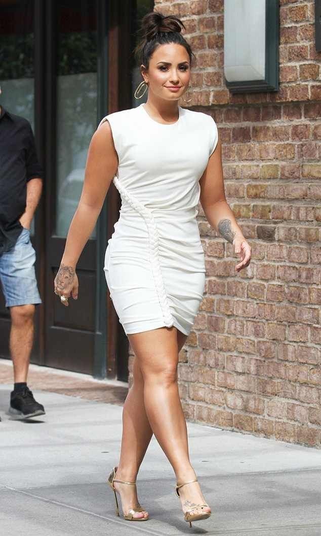 demi lovato on the street; a thread