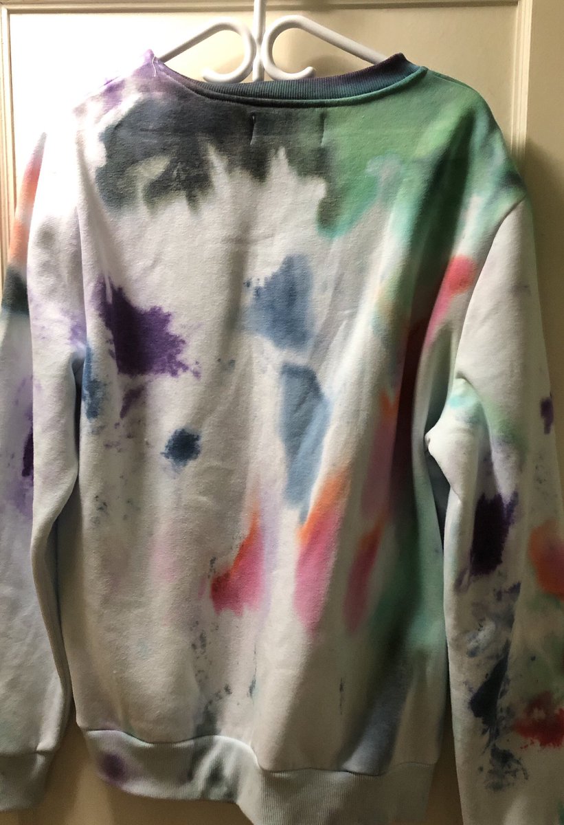 bookhuggerchill's tweet photo. @chriscolfer  hi Chris I wanted to show you the tie-dye shirt I made. I used the colours of your #TLOS book covers. Sending birthday wishes to you tomorrow 🎂 https://t.co/TrMjUeS25K